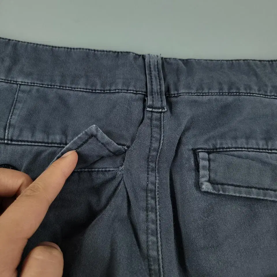 thumbnail-10
